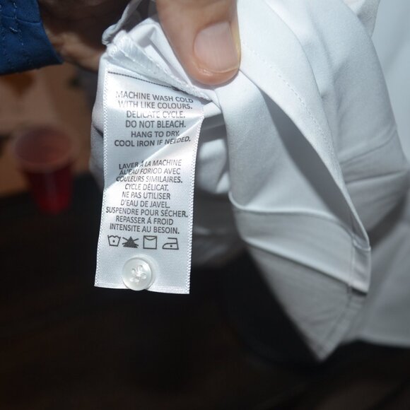 New Four way stretch white performance dress shirt. Size L. - Picture 5 of 6
